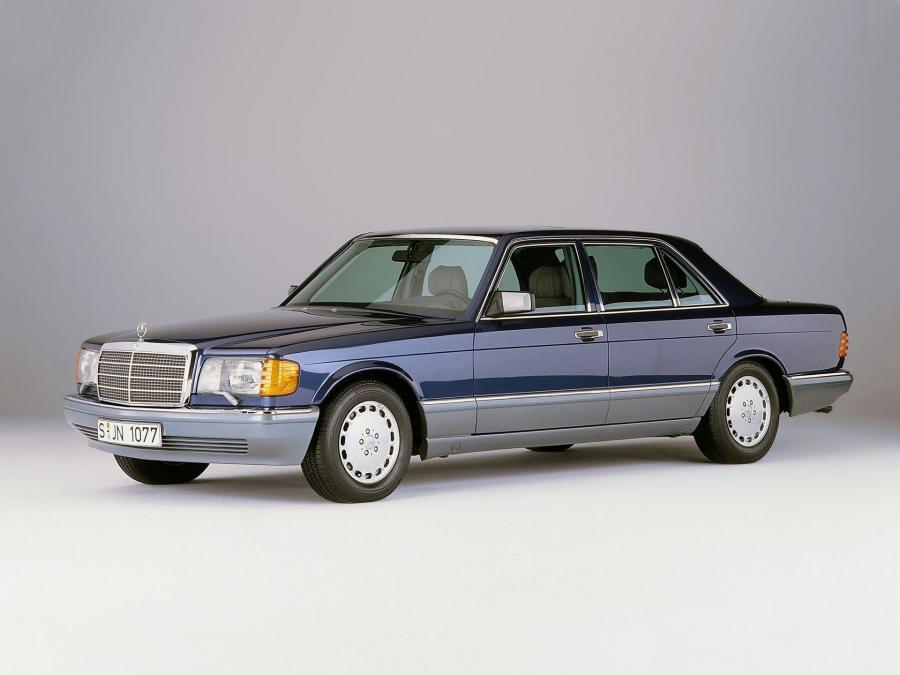 Mercedes-Benz 560 SEL 1985 года  (фото 6 из 14)